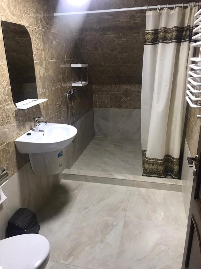 Чорна Вода Lazy מראה חיצוני תמונה